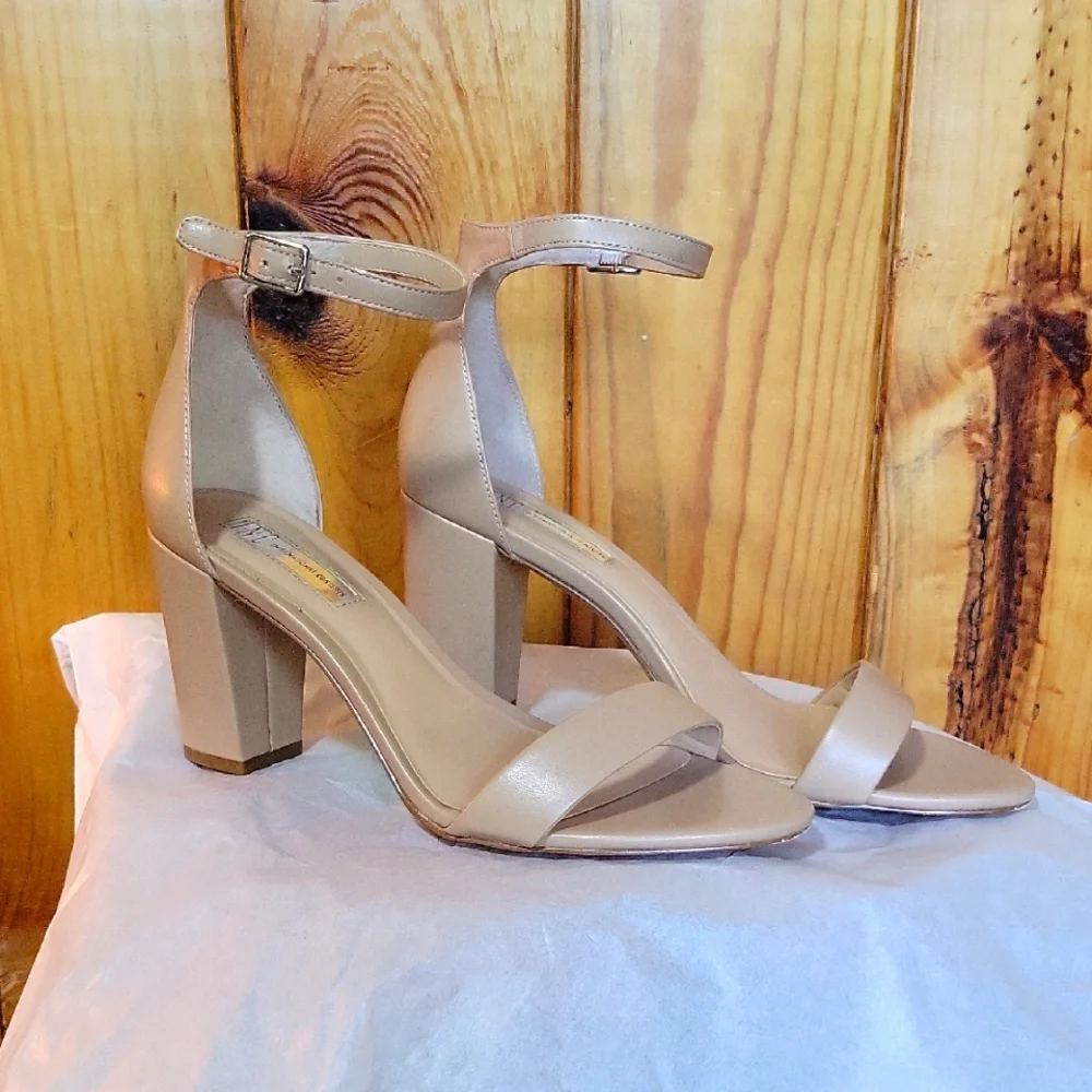 INC International Concepts Tan Block Heel Sandals - Picture 1 of 7